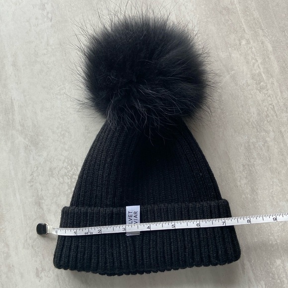 VELVET CAVIAR Pom Pom Toque - Picture 7 of 9